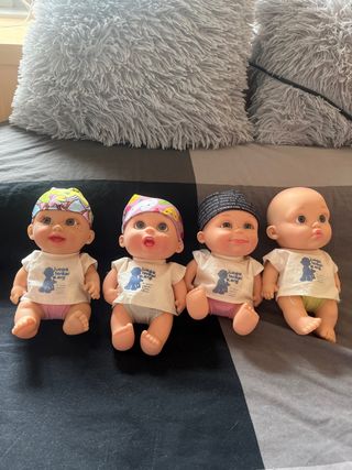 Lote 4 muñecos bebés