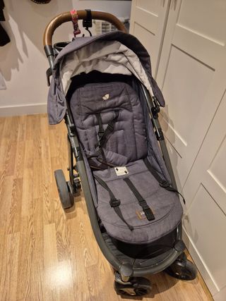 Silla de paseo Joie gris