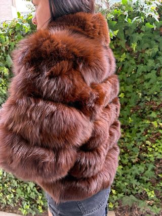 Abrigo de zorro marrón talla única