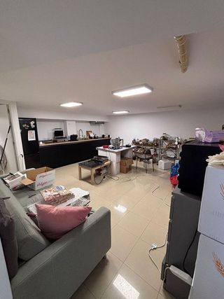 Local comercial en venta en Pedró en Cornellà de Llobregat
