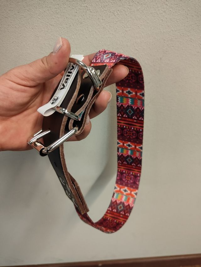 Collar de cuero y tela 65cm