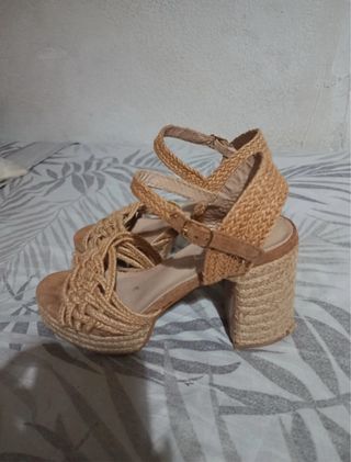 Sandalias esparto cuña talla 40