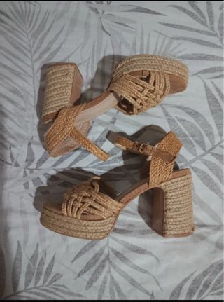 Sandalias esparto cuña talla 40