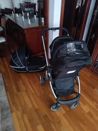 Carro de bebé negro + regalos