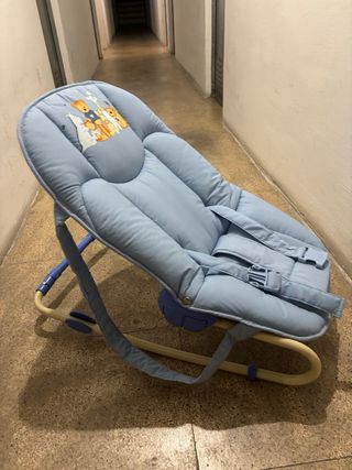 Hamaca infantil azul con dibujos