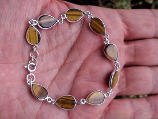 Pulsera de Ojo de Tigre en Plata Ley 