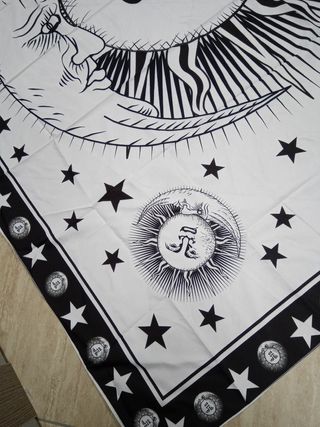 Arazzo Decorativo Sole e Luna Nero/Bianco