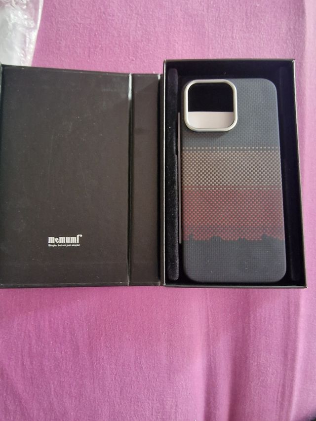 Funda de carbono para móvil