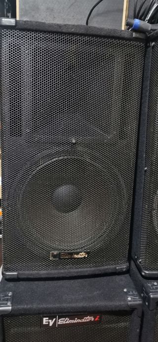 Electro-Voice Eliminator PA + Sub, ampli y ecualiz