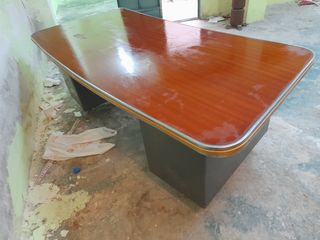 Mesa de despacho años 70