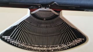 Máquina de escribir Olympia Alphamatic 33