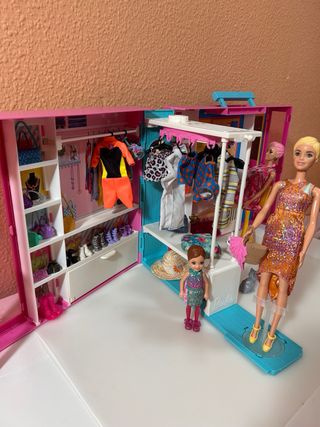 Mansión Barbie con todos los accesorios,