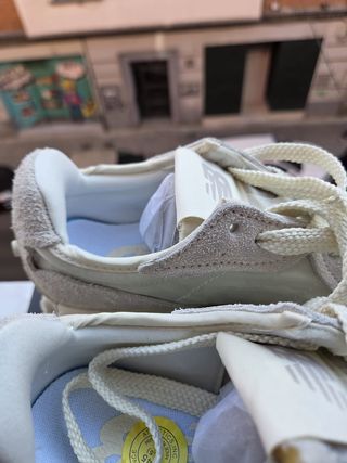 New Balance Beige/Blanco