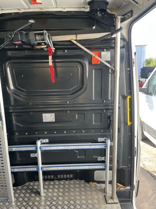 Grúa elevación para furgoneta