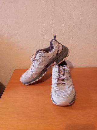 Zapatillas Skechers Mujer Gris y Rosa