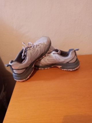 Zapatillas Skechers Mujer Gris y Rosa
