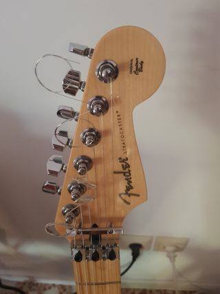 Guitarra Fender Player Stratocaster Floyd Rose HSS