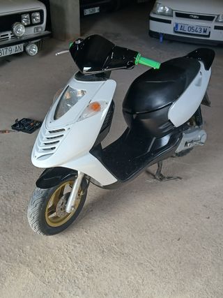 Aprilia Sonic en buen estado