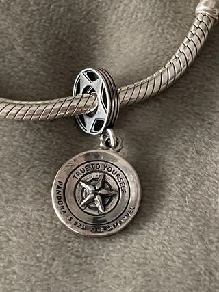 Charm Escudo Capitán América
