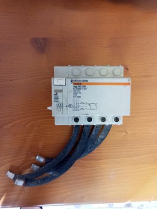 Merlin Gerin Vigi NC100 Interruptor Diferencial