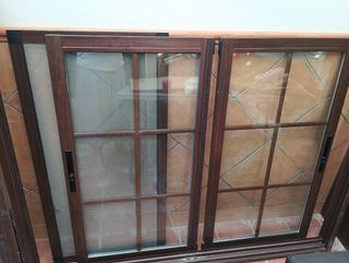 Ventana corredera aluminio nogal