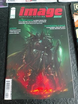 Lote de catálogos y revistas sobre cómics