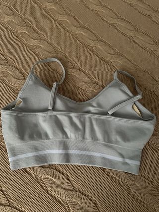 Top gris sin estrenar talla S