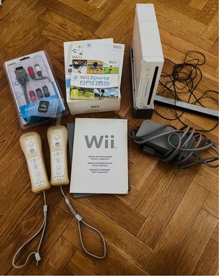 Nintendo Wii Blanca + Wii Sports