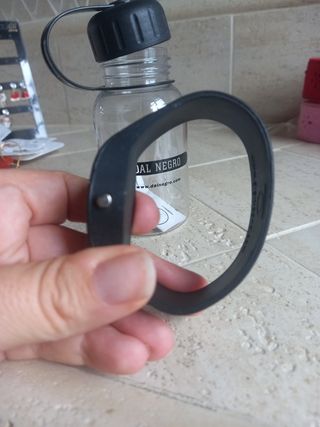 Orologio in gomma nero nuovo