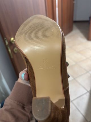 Stivali donna marroni con tacco