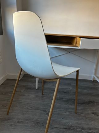 Escritorio y Silla Madera y Metal