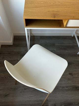 Escritorio y Silla Madera y Metal