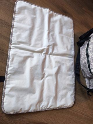 Bolso y cambiador bebé Tous