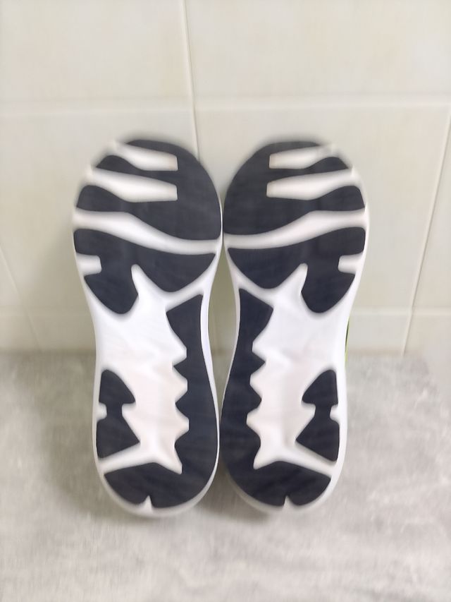 Scarpe da ginnastica Asics donna nere e verdi