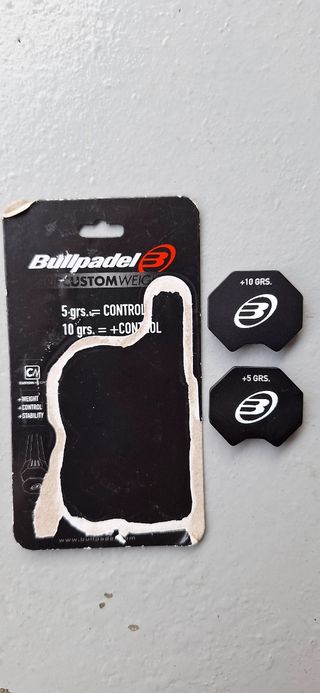 Pala Bullpadel Vertex 04 + REGALO 2 pesos.