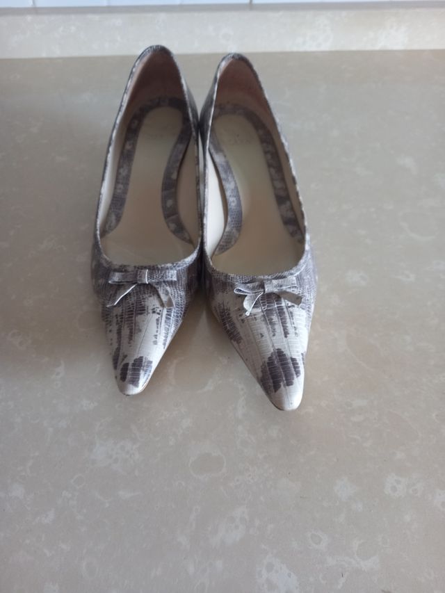 Zapatos de salón Beige, Marrón