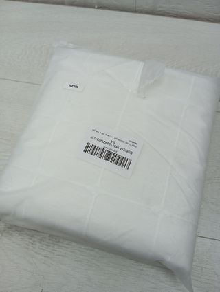 Cortina de ducha  198 l x 183 cm