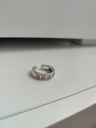 Anillo de plata maciza antiguo