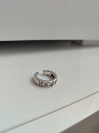 Anillo de plata maciza antiguo