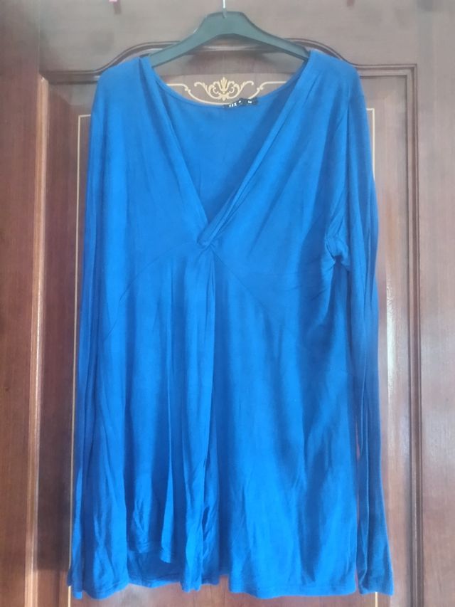 Camiseta azul manga larga talla M