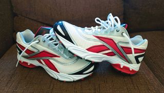 Zapatillas Reebok DMX Ride Blancas y Rojas
