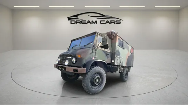 ́MERCEDES-BENZ UNIMOG 