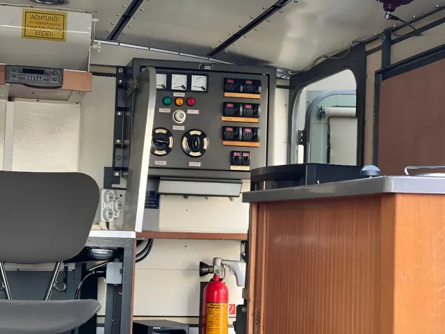 ́MERCEDES-BENZ UNIMOG 