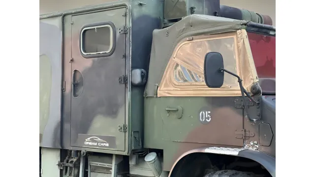 ́MERCEDES-BENZ UNIMOG 