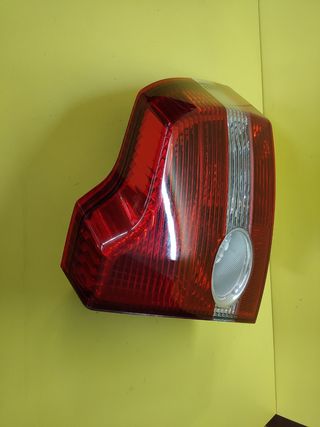 PILOTO TRASERO DERECHO VOLVO S40