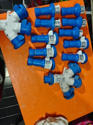 Enchufes industriales de  Schneider