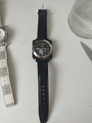 Reloj Calgary Negro y Plateado