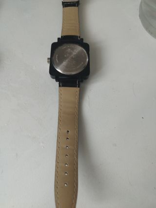 Reloj Calgary Negro y Plateado