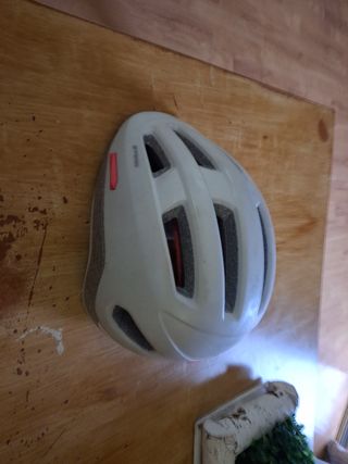 Casco de bicicleta blanco