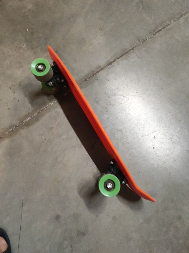Monopatín Naranja